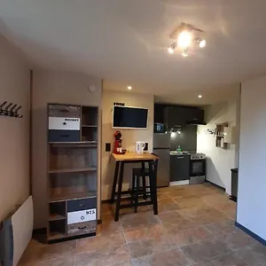reves-de-vie-studio-20m-avec-terrasse-et-parking-prive.fr-provencehotel.com/