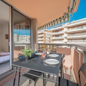 riviera-franaise-50m-de-la-plage-avec-piscine.fr-provencehotel.com/